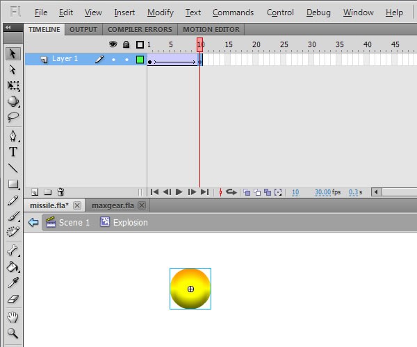 Enlarge the circle in a Classic Tween.